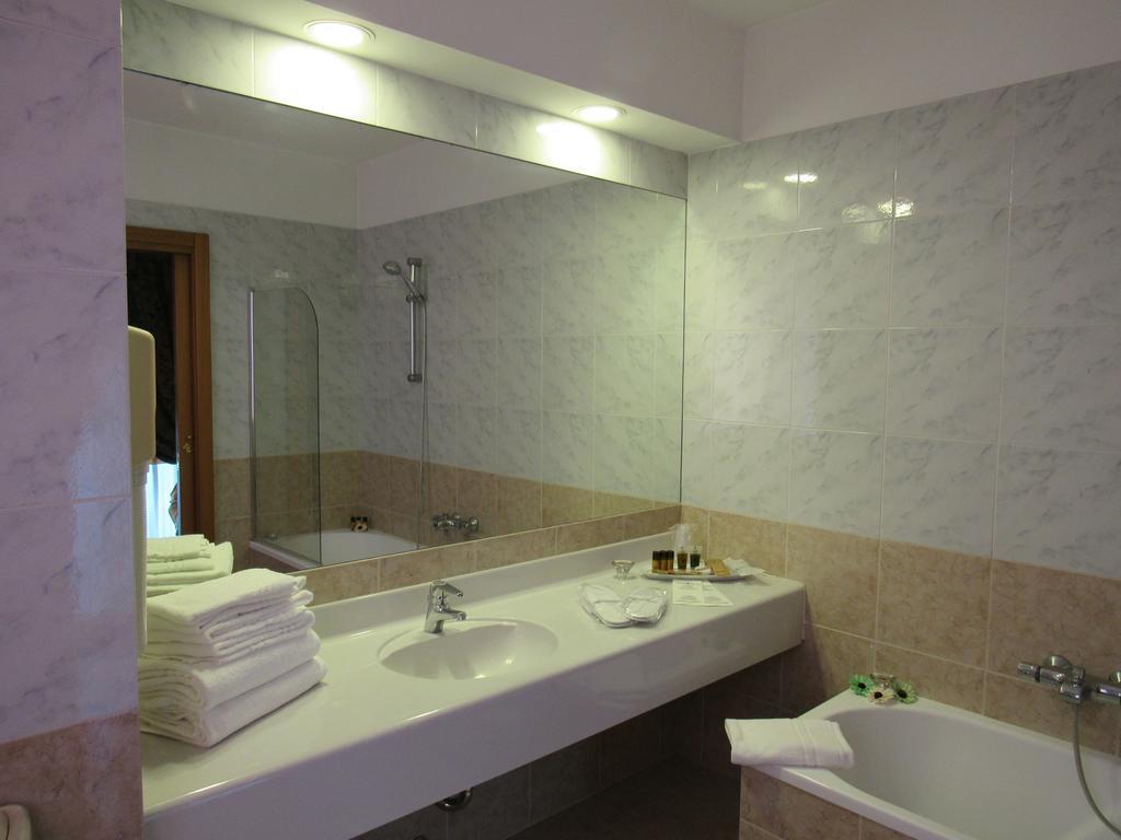 Green Hotel Settimo Torinese Esterno foto