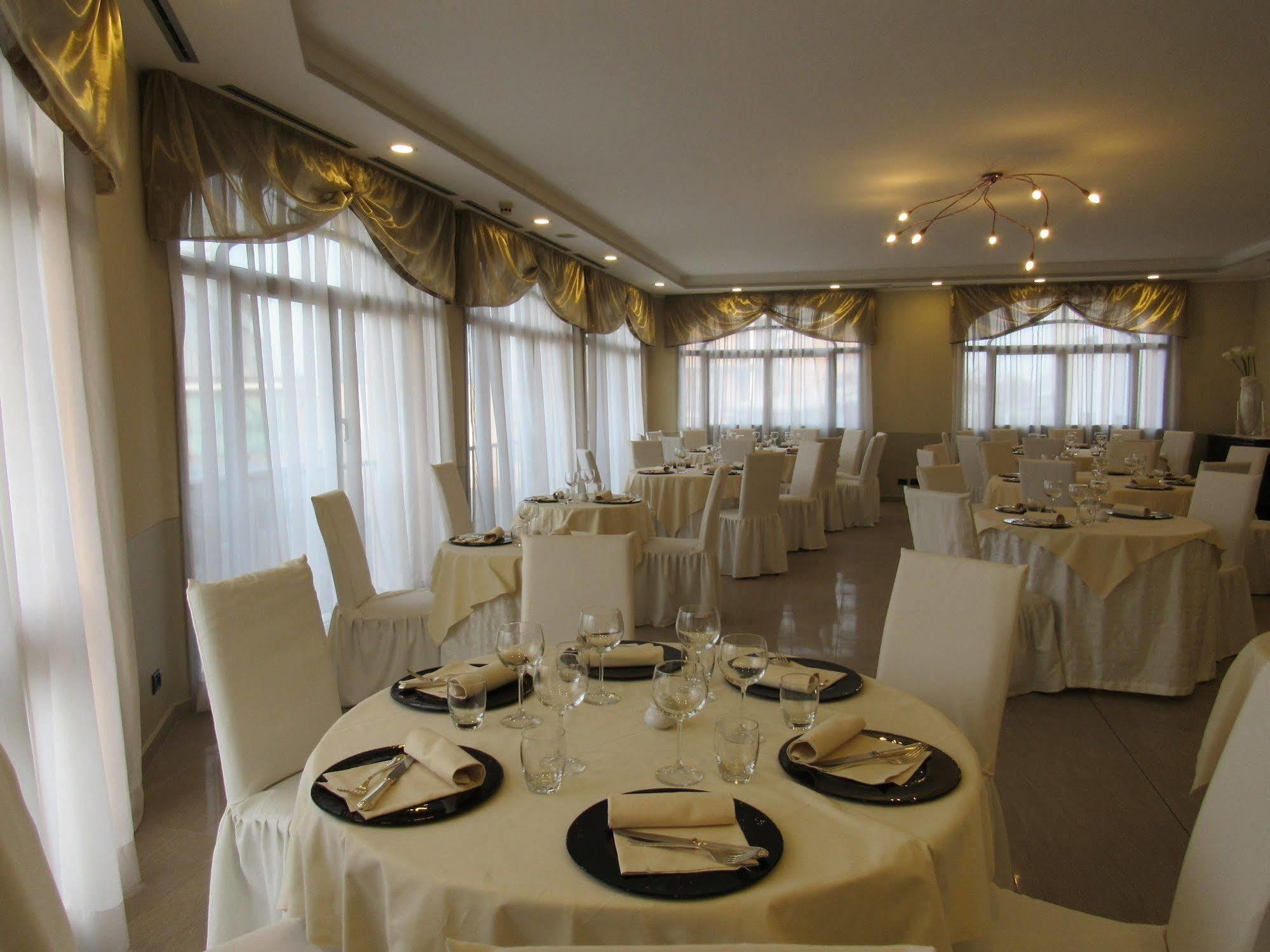 Green Hotel Settimo Torinese Esterno foto